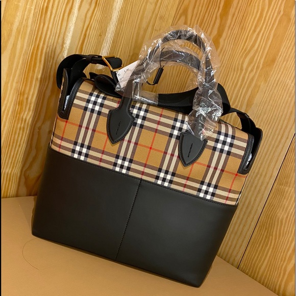 Burberry Handbags - Burberry Vintage Check Kingswood Achly Diaper Bag